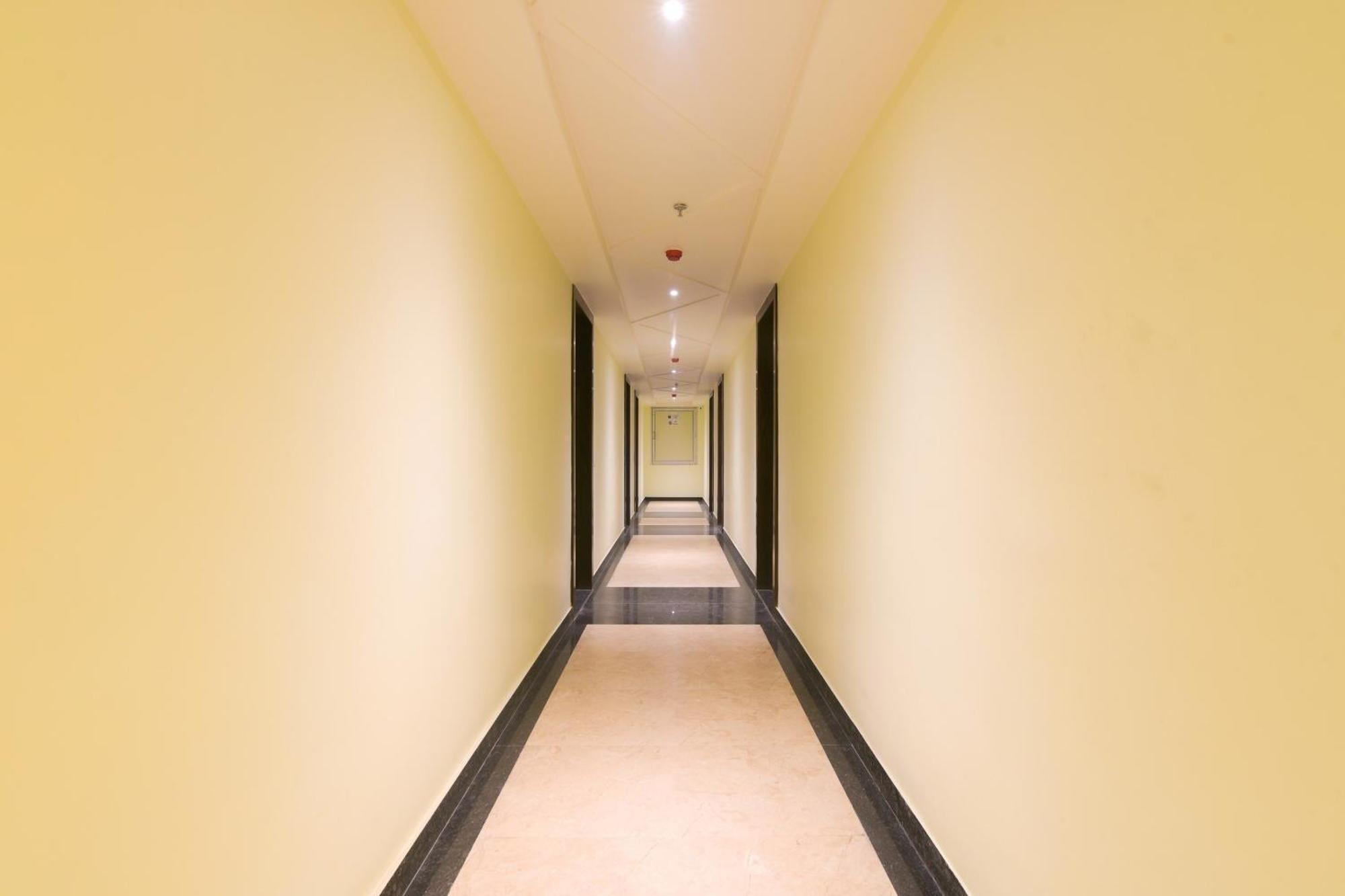 Super Collection O Starlight Hotel Kanpur Exterior photo